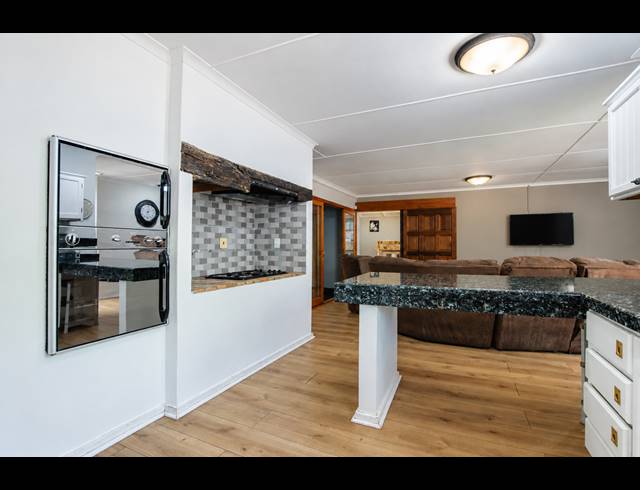 3 BEDROOM FREEHOLD FOR SALE IN FAERIE GLEN